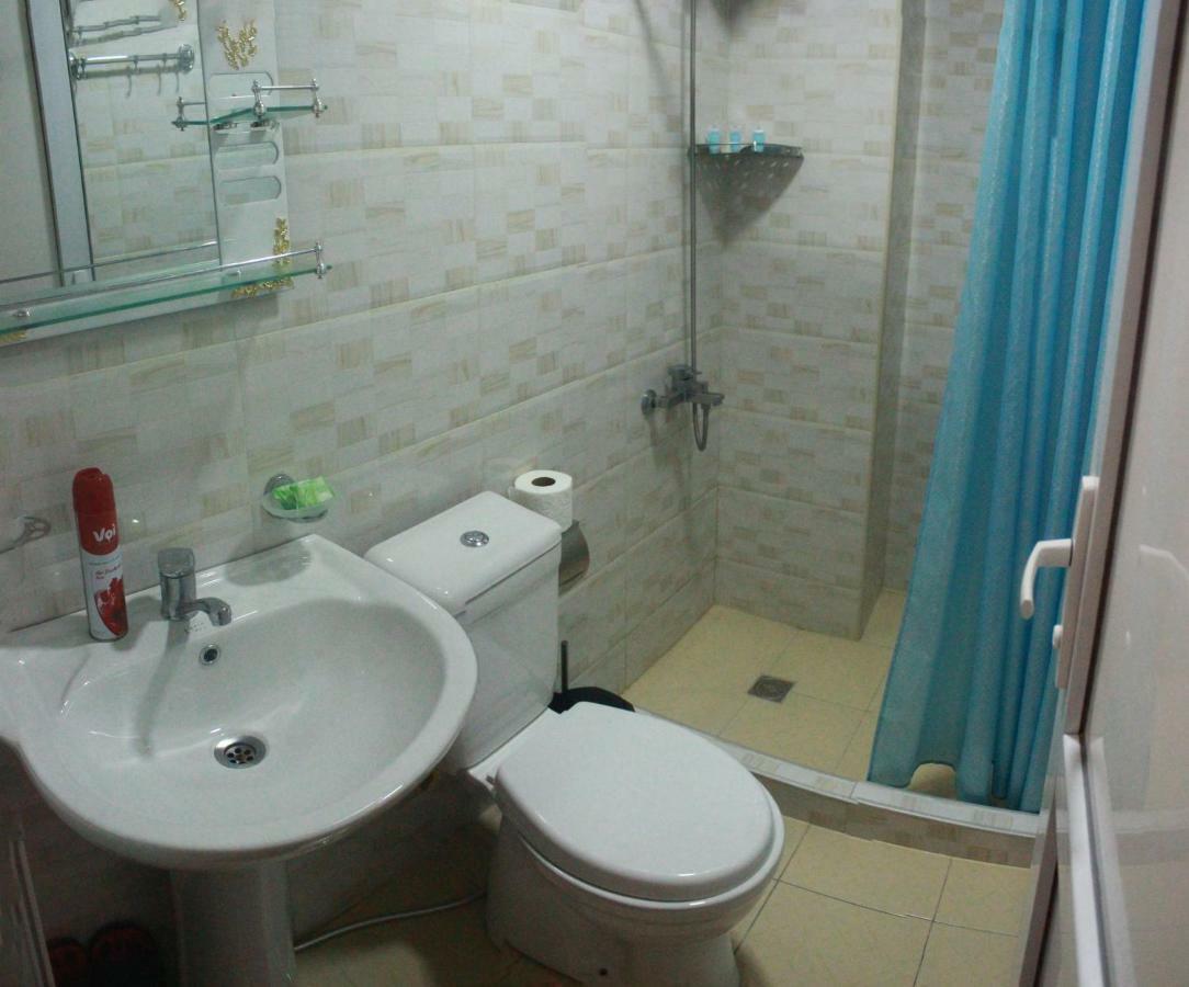 Hotel Tao Batumi Habitación foto